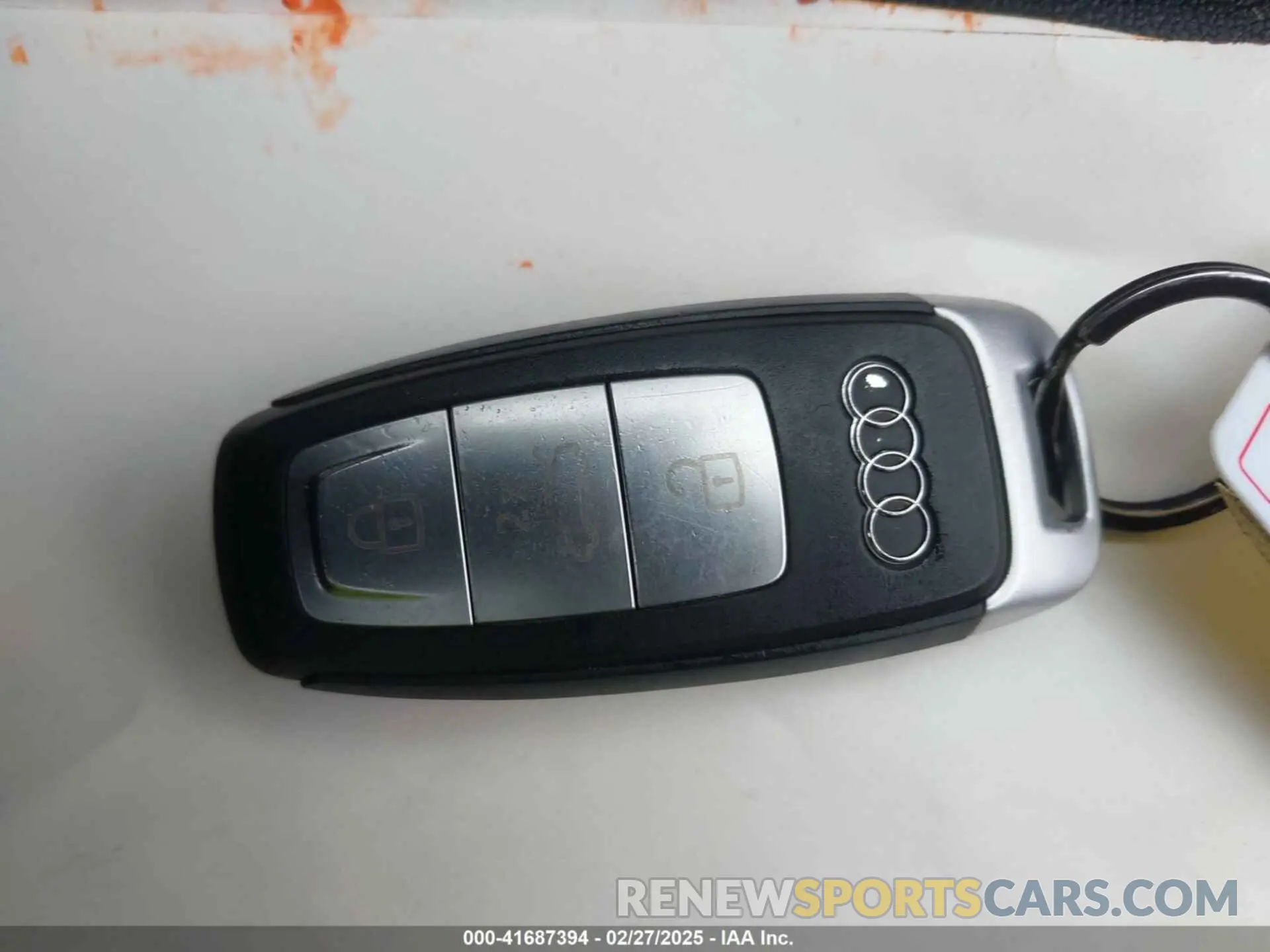 11 Фотография поврежденного автомобиля WAUGUDGY1PA104004 AUDI A3 2023
