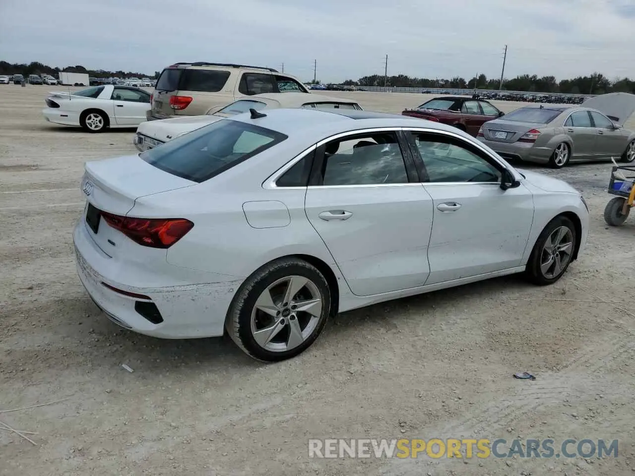 3 Фотография поврежденного автомобиля WAUHUDGYXPA068477 AUDI A3 2023