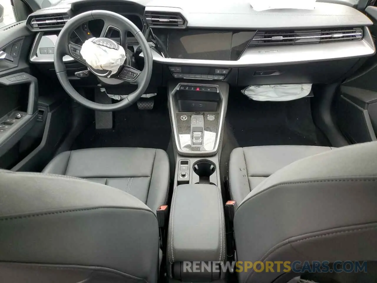 8 Фотография поврежденного автомобиля WAUAUDGY0RA077810 AUDI A3 2024