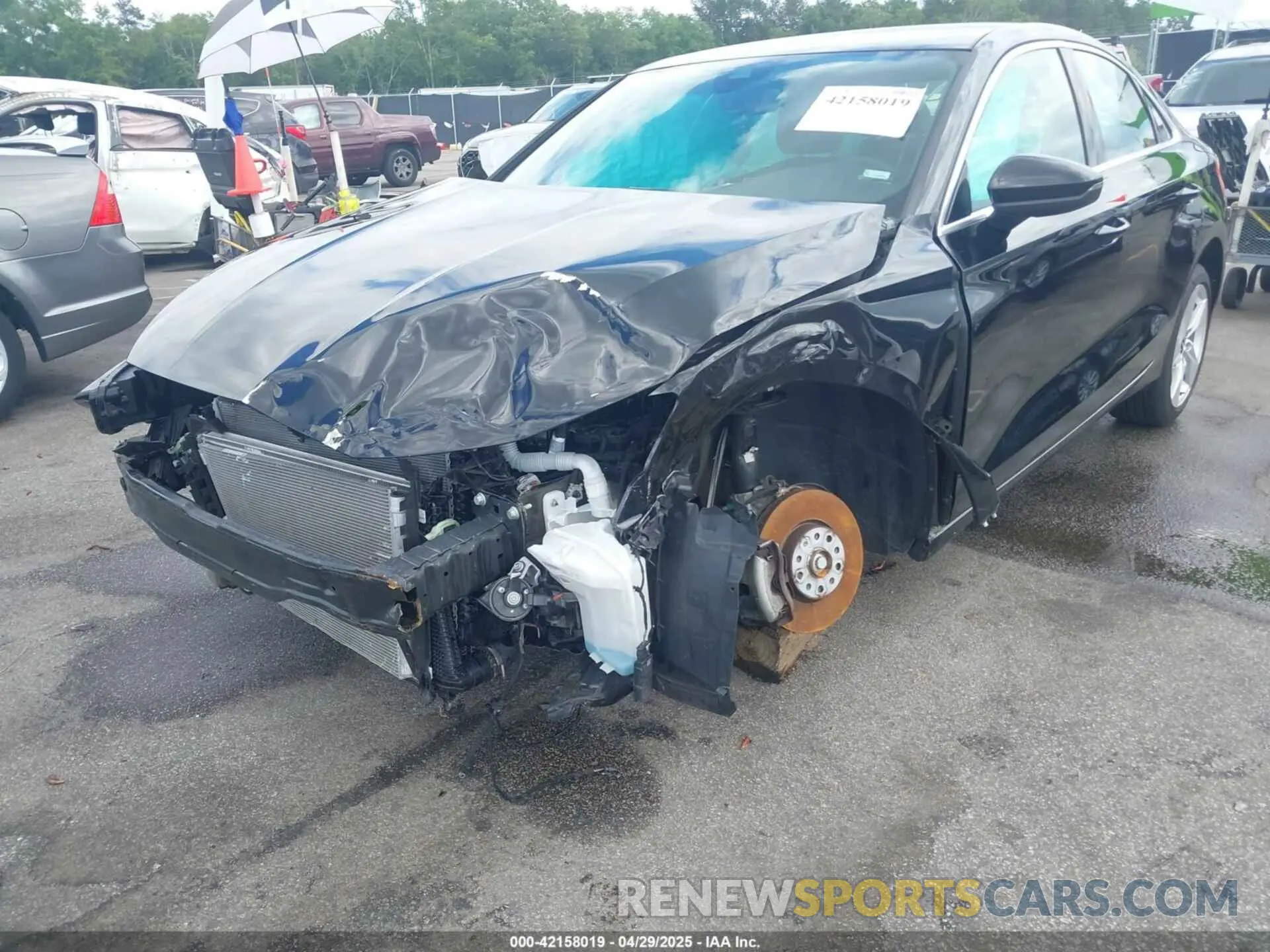 6 Фотография поврежденного автомобиля WAUAUDGY2RA102660 AUDI A3 2024