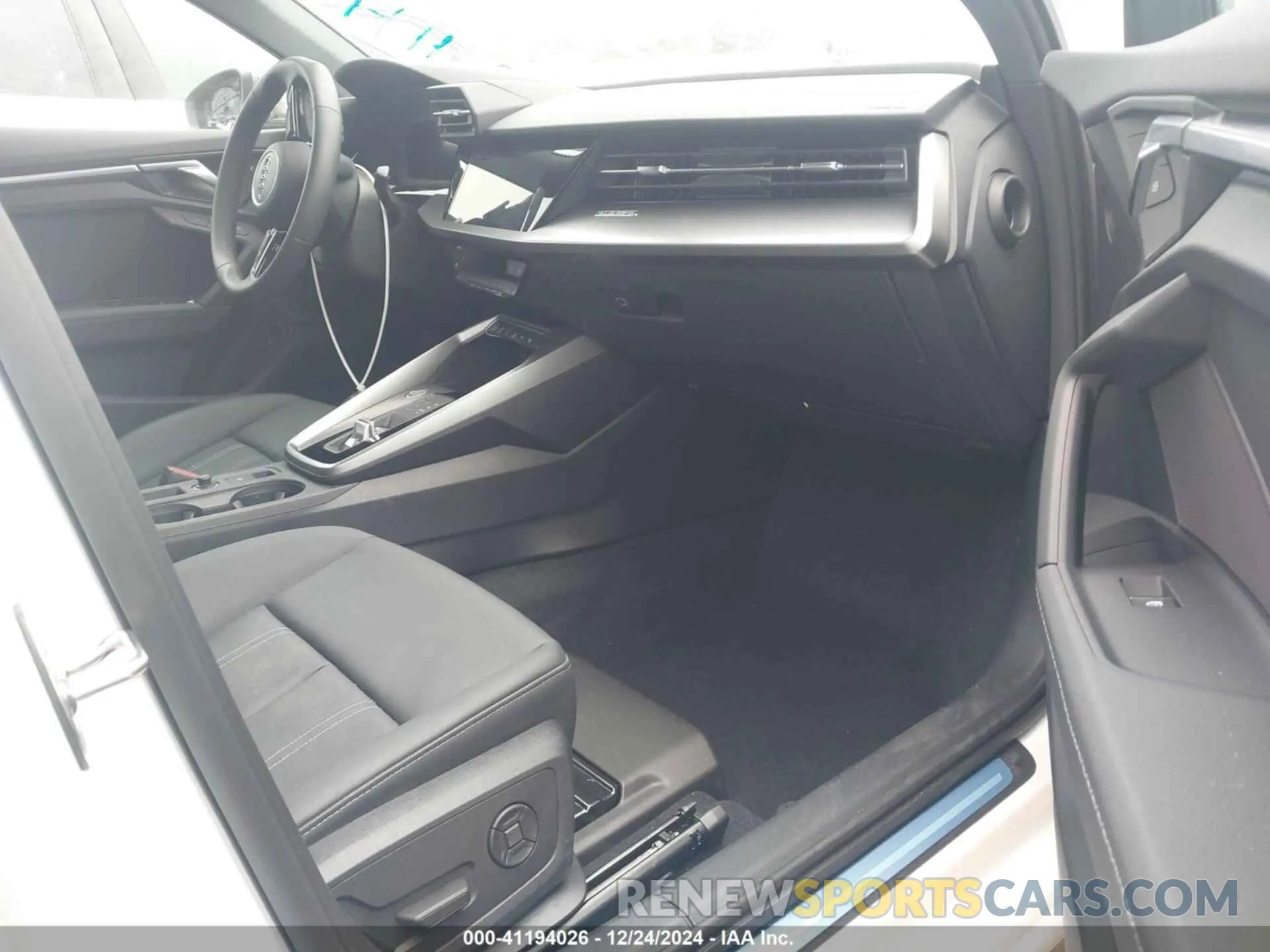 5 Photograph of a damaged car WAUGUDGYXRA134735 AUDI A3 2024
