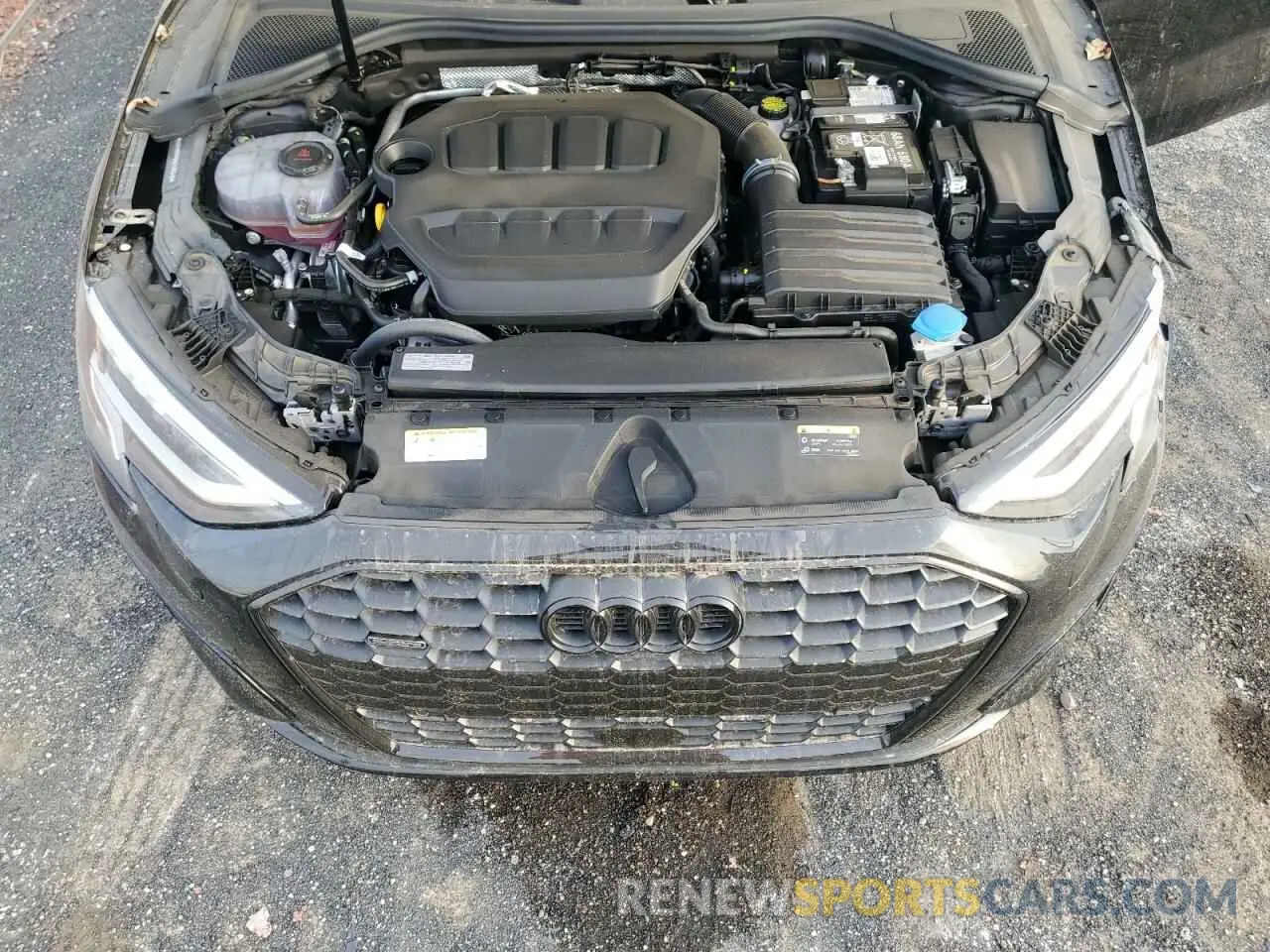 11 Фотография поврежденного автомобиля WAUHUDGY0RA125546 AUDI A3 2024