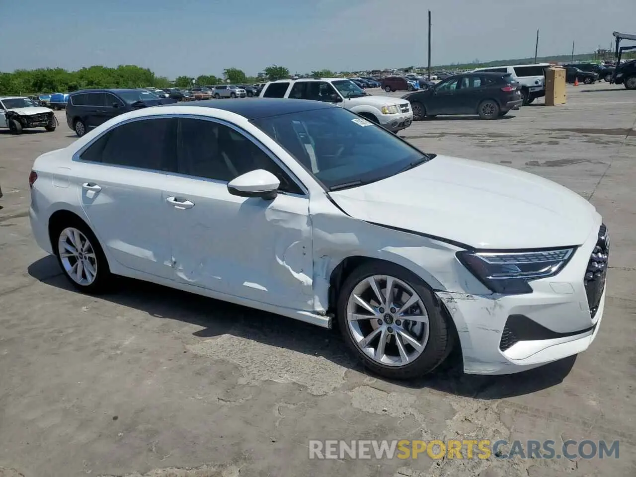 4 Фотография поврежденного автомобиля WAUGUDGY5SA045662 AUDI A3 2025