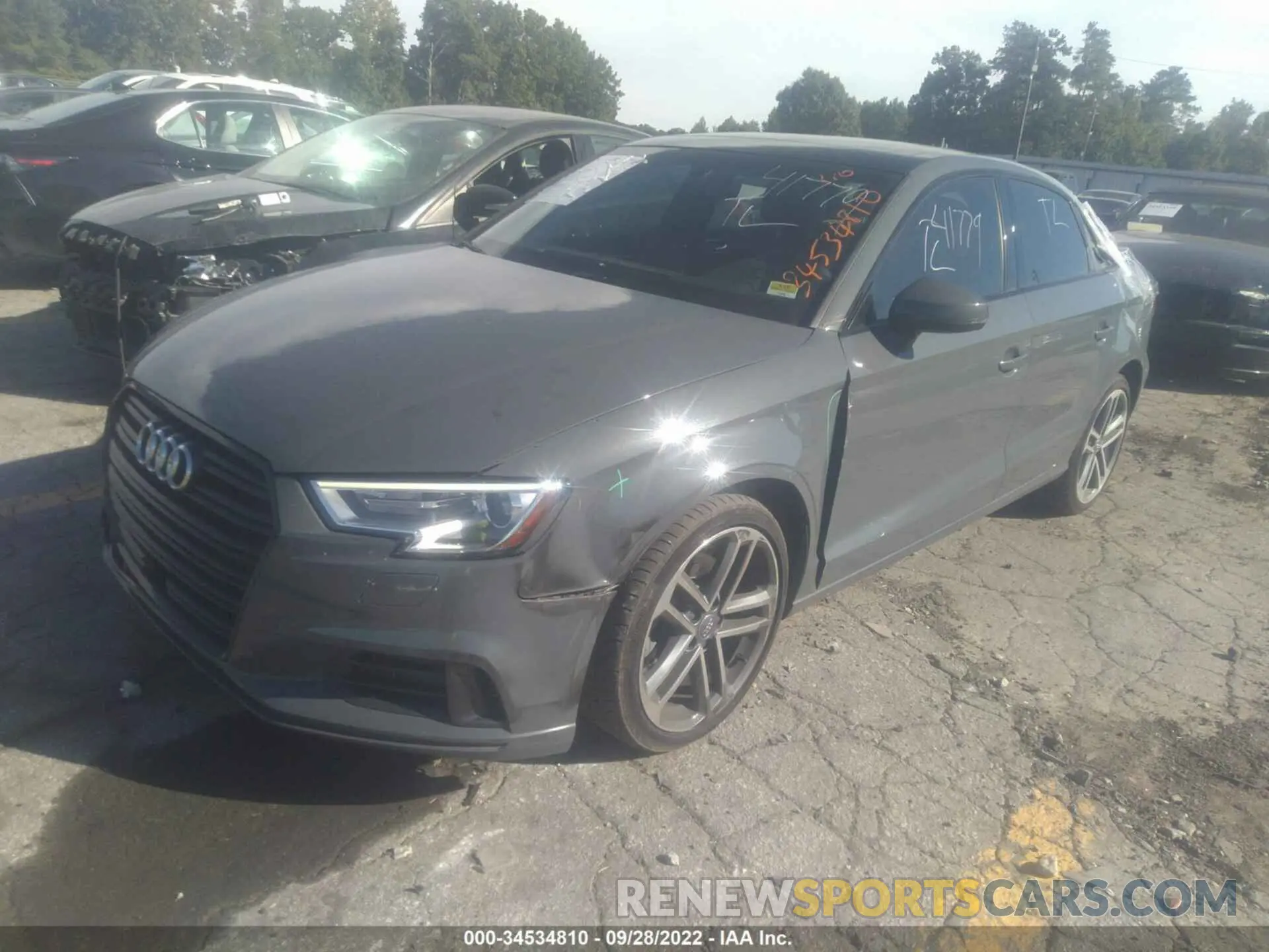 2 Фотография поврежденного автомобиля WAUAUGFF2LA098313 AUDI A3 SEDAN 2020