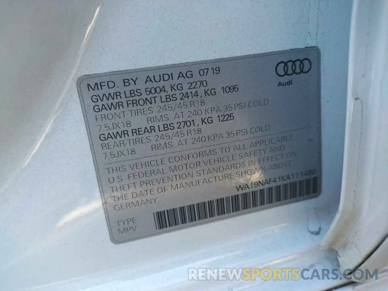 10 Фотография поврежденного автомобиля WA19NAF41KA111480 AUDI A4 2019