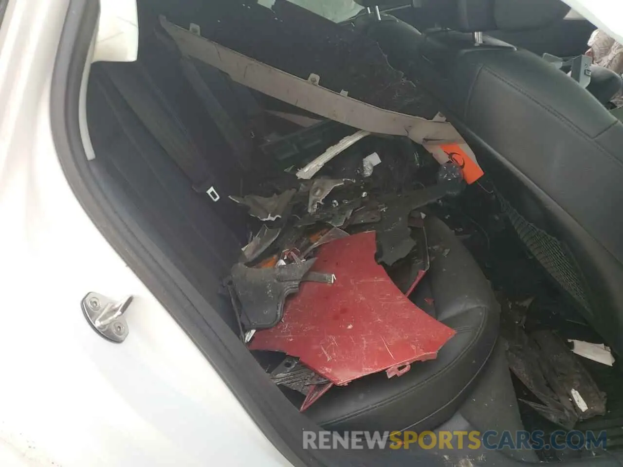 10 Photograph of a damaged car WAUBNAF40KN014705 AUDI A4 2019