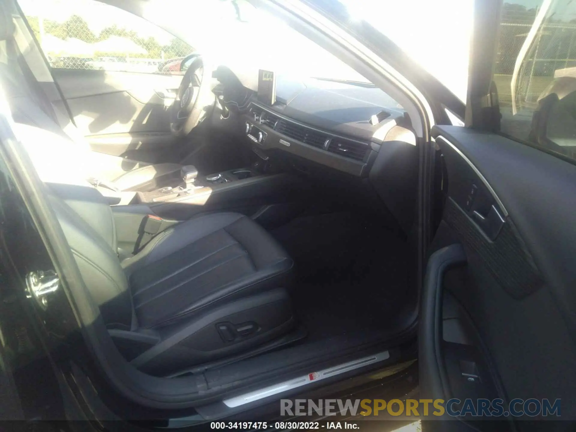 5 Photograph of a damaged car WAUDNAF41KA006743 AUDI A4 2019