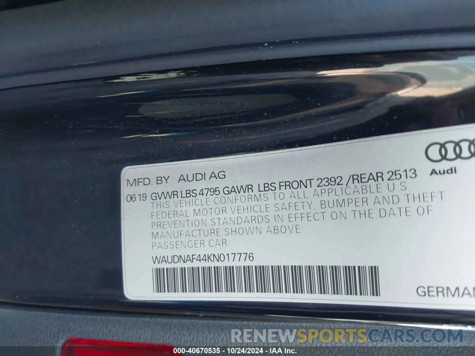 9 Photograph of a damaged car WAUDNAF44KN017776 AUDI A4 2019