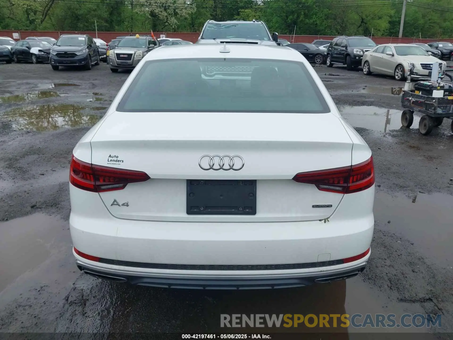 16 Фотография поврежденного автомобиля WAUDNAF44KN019219 AUDI A4 2019