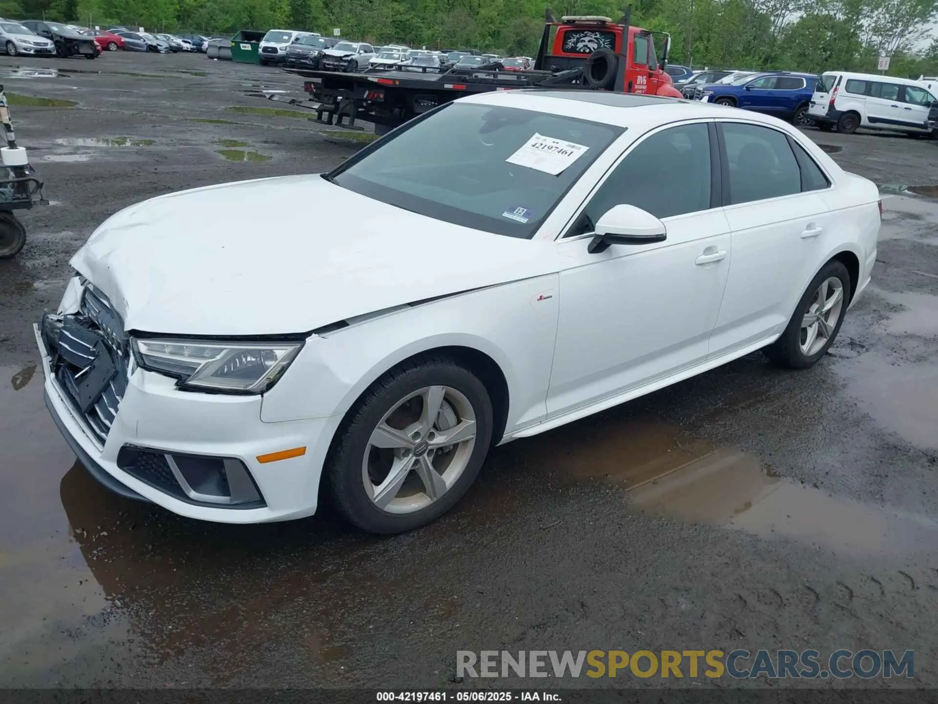 2 Фотография поврежденного автомобиля WAUDNAF44KN019219 AUDI A4 2019