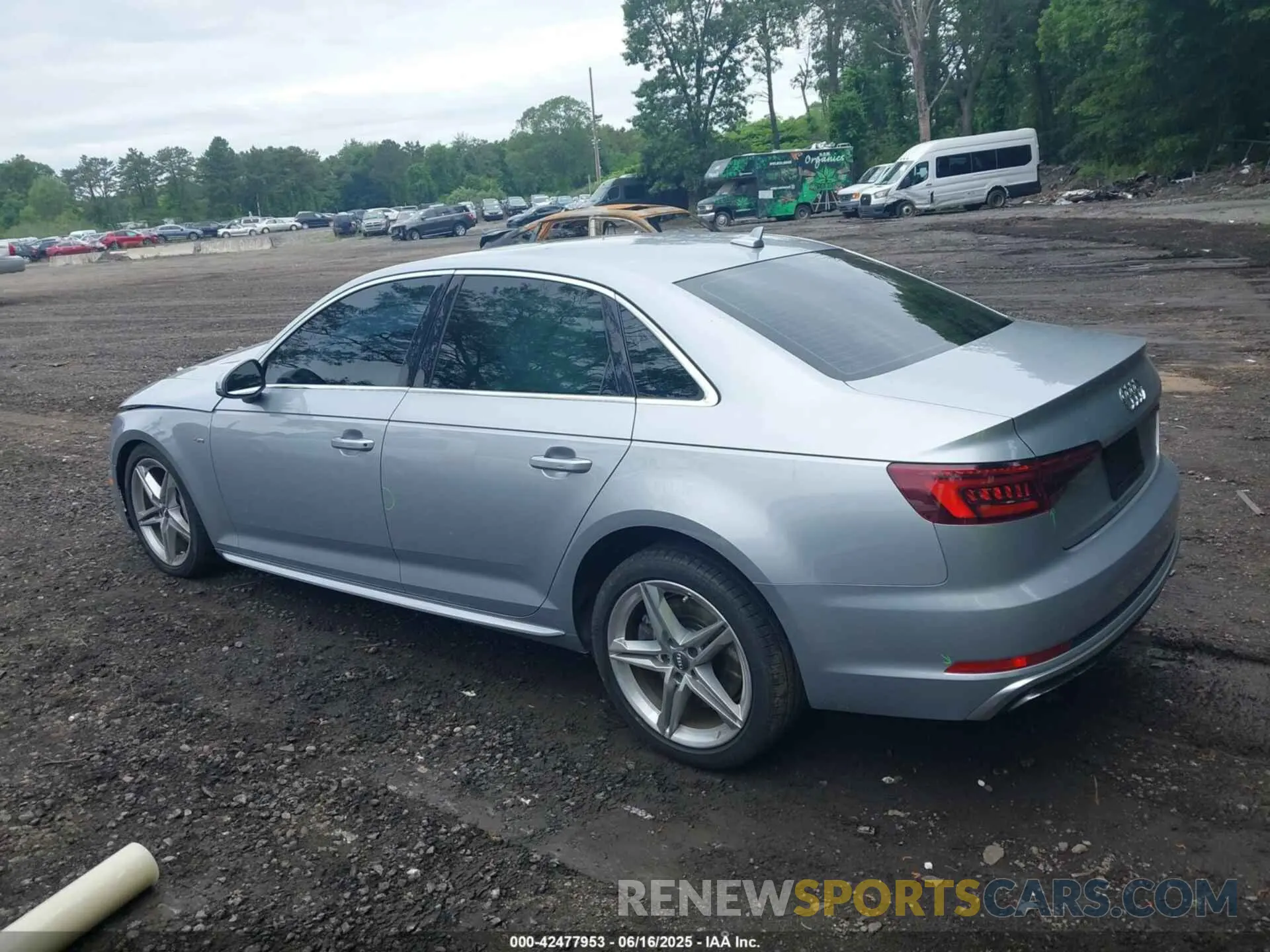 14 Фотография поврежденного автомобиля WAUDNAF46KN011574 AUDI A4 2019