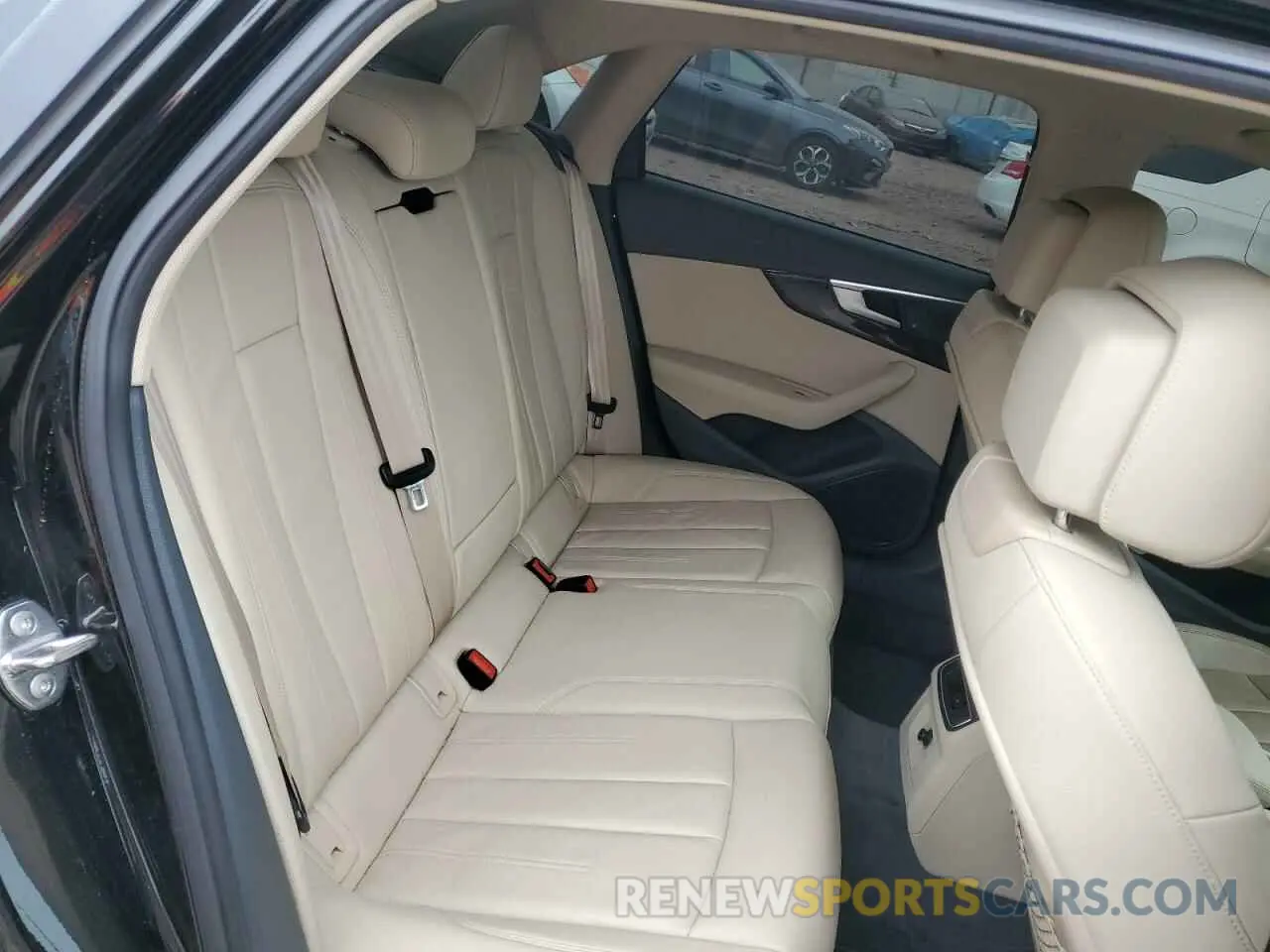 10 Фотография поврежденного автомобиля WAUDNAF4XKA108414 AUDI A4 2019