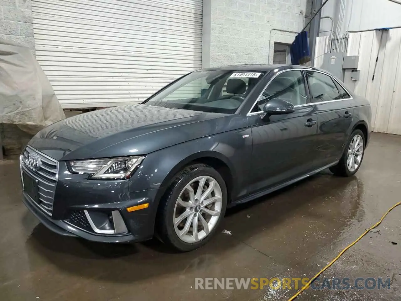 1 Фотография поврежденного автомобиля WAUDNAF4XKA117906 AUDI A4 2019