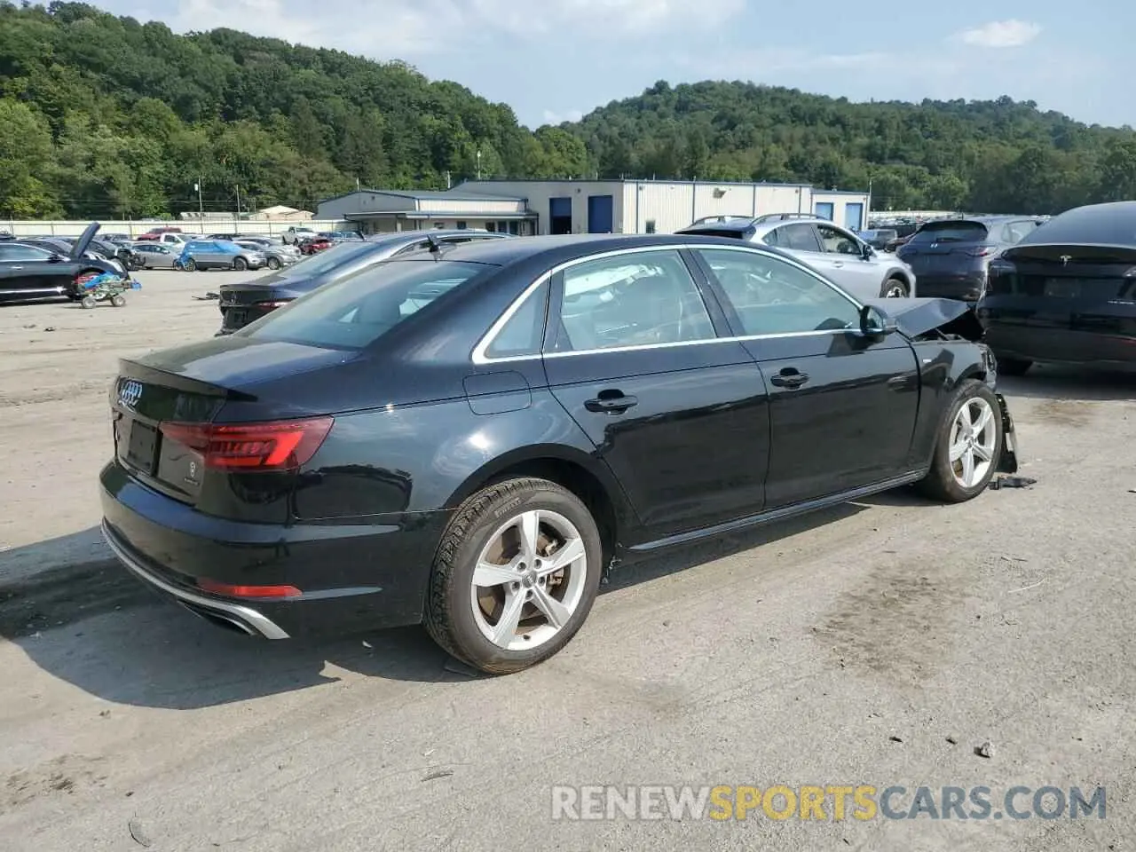 3 Фотография поврежденного автомобиля WAUDNAF4XKN019936 AUDI A4 2019