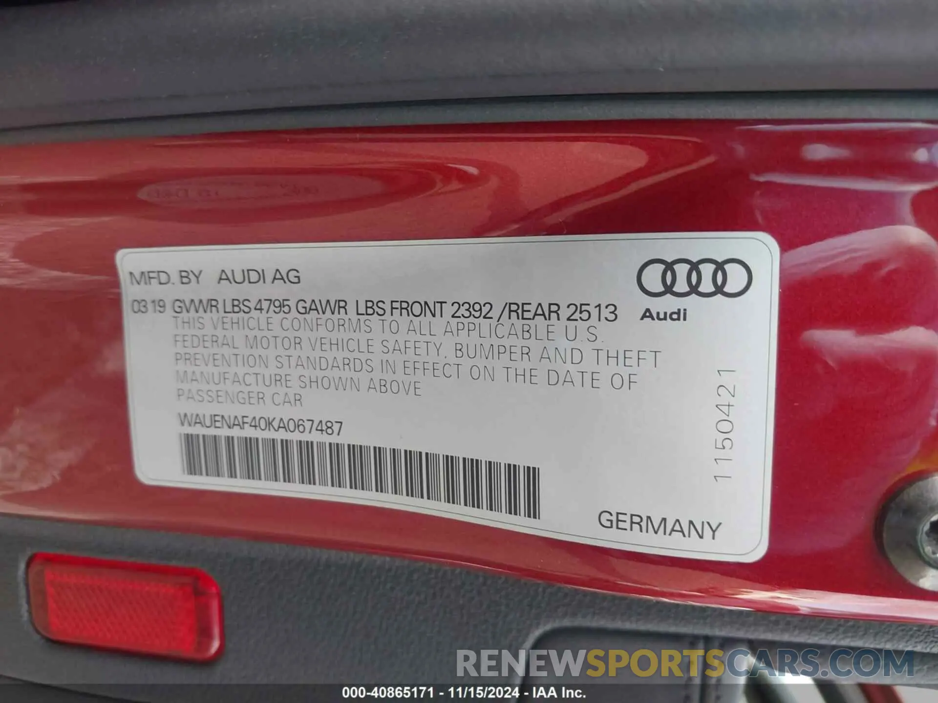 9 Photograph of a damaged car WAUENAF40KA067487 AUDI A4 2019