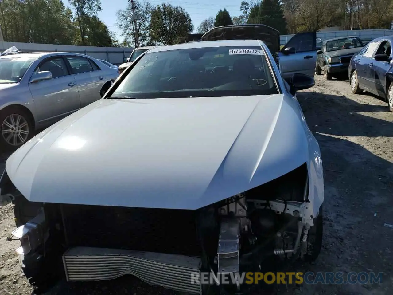 5 Photograph of a damaged car WAUENAF41KA075968 AUDI A4 2019