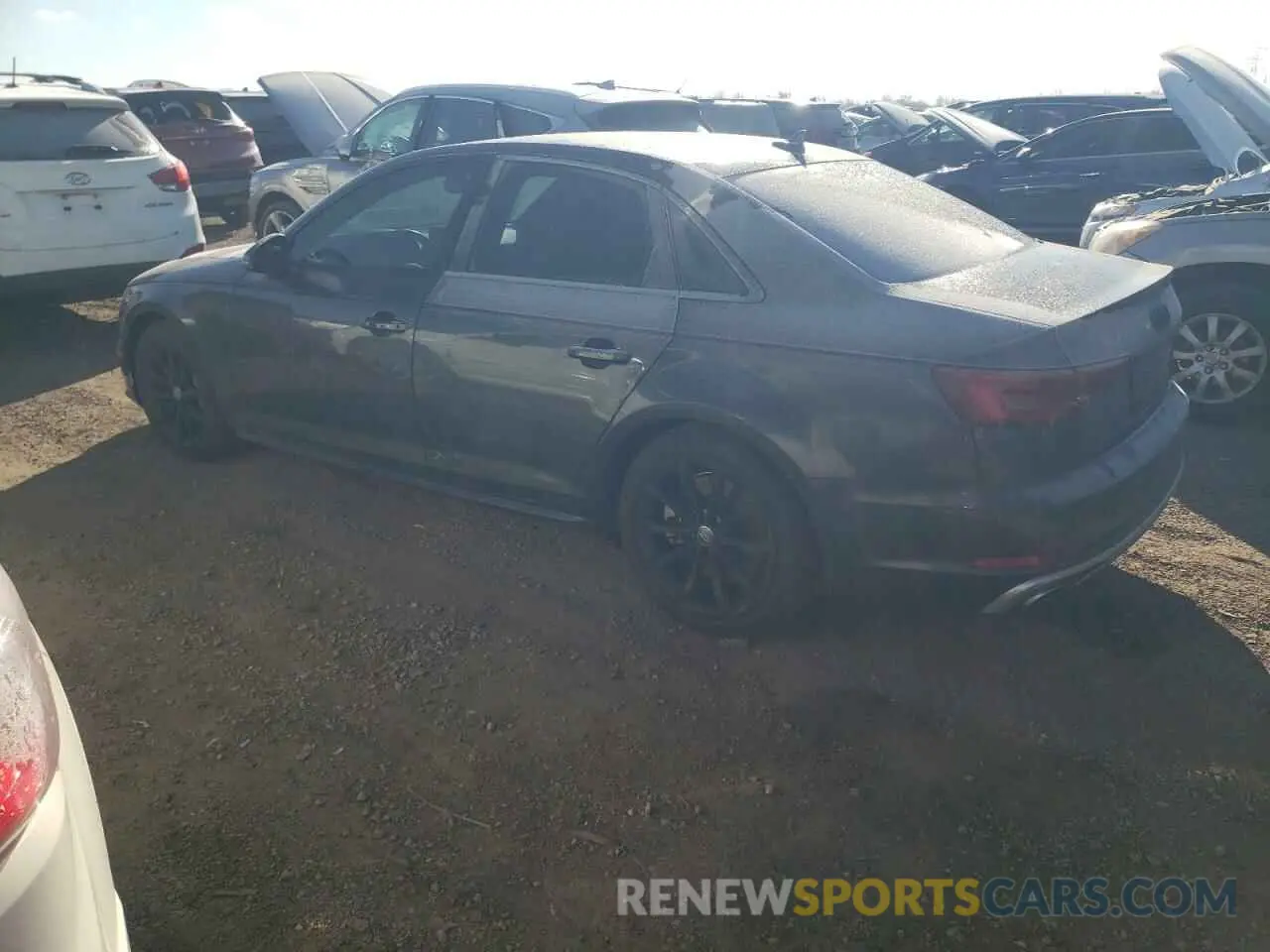2 Фотография поврежденного автомобиля WAUENAF41KN002527 AUDI A4 2019