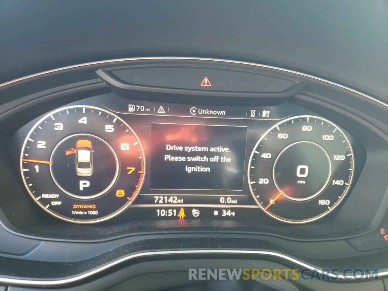 9 Фотография поврежденного автомобиля WAUENAF41KN002527 AUDI A4 2019