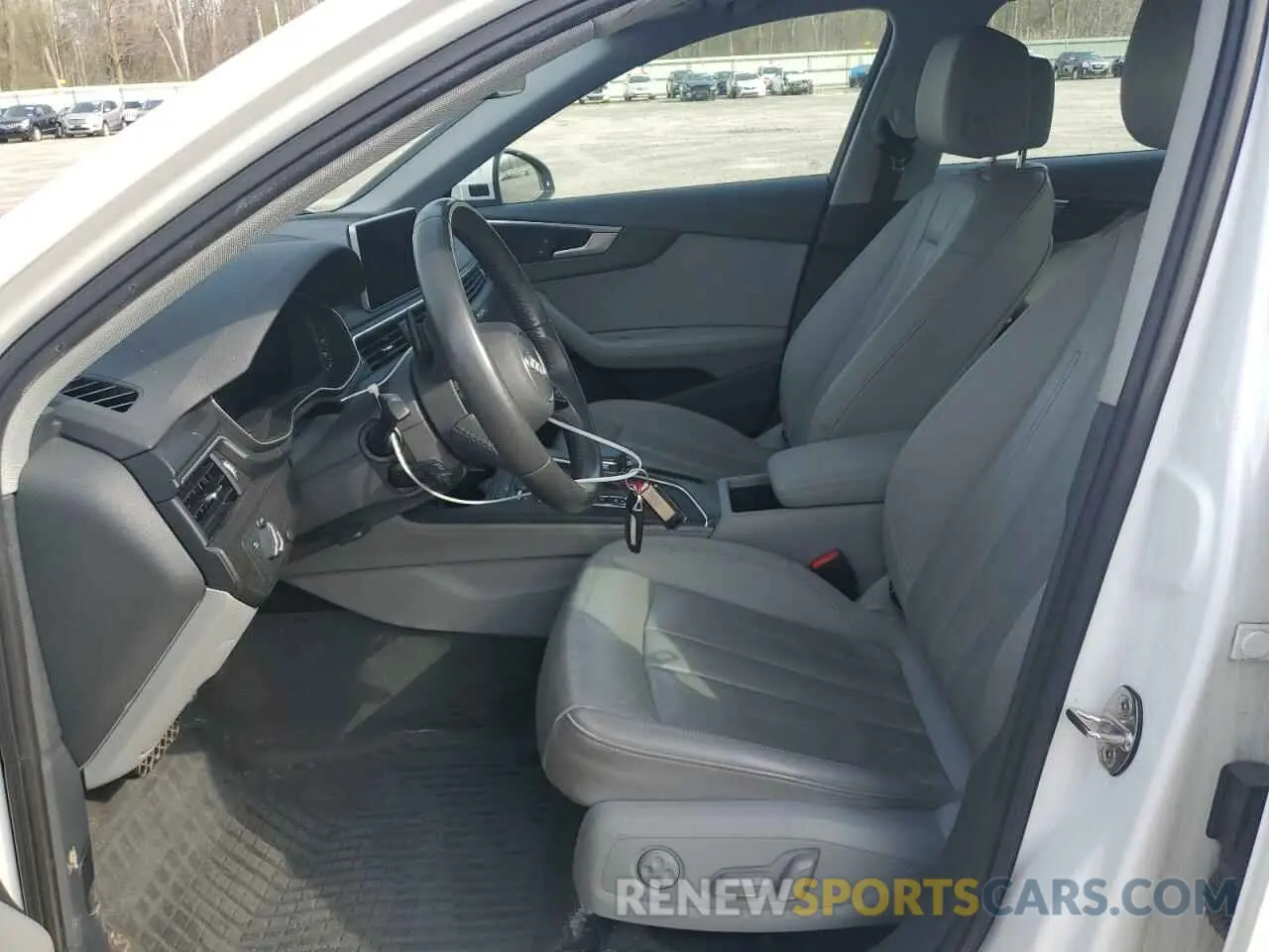7 Фотография поврежденного автомобиля WAUENAF42KN012127 AUDI A4 2019