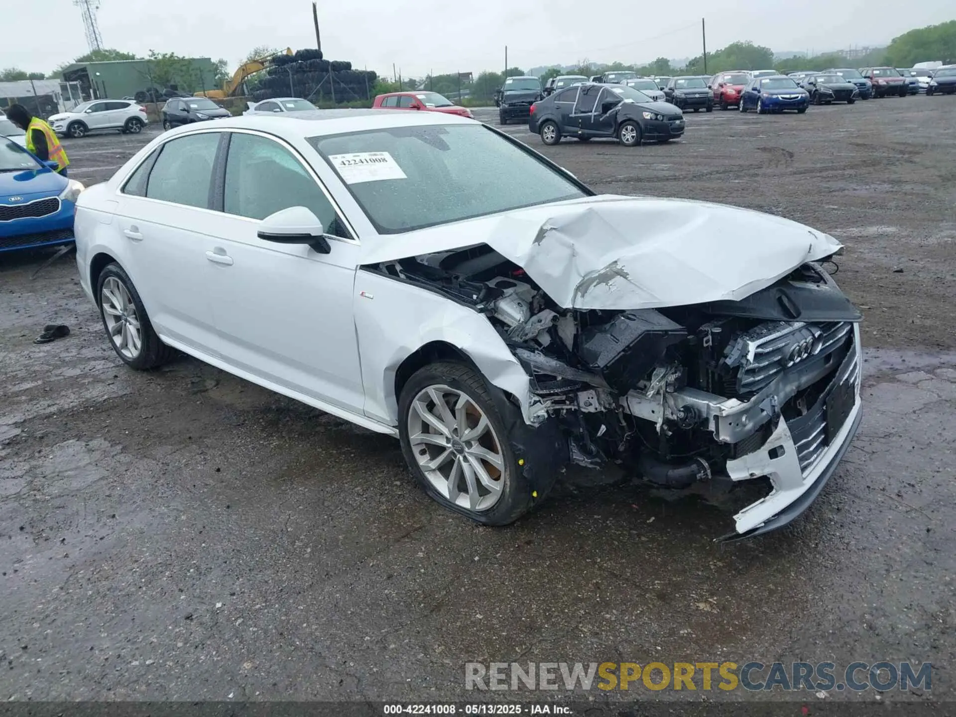1 Фотография поврежденного автомобиля WAUENAF43KN005008 AUDI A4 2019