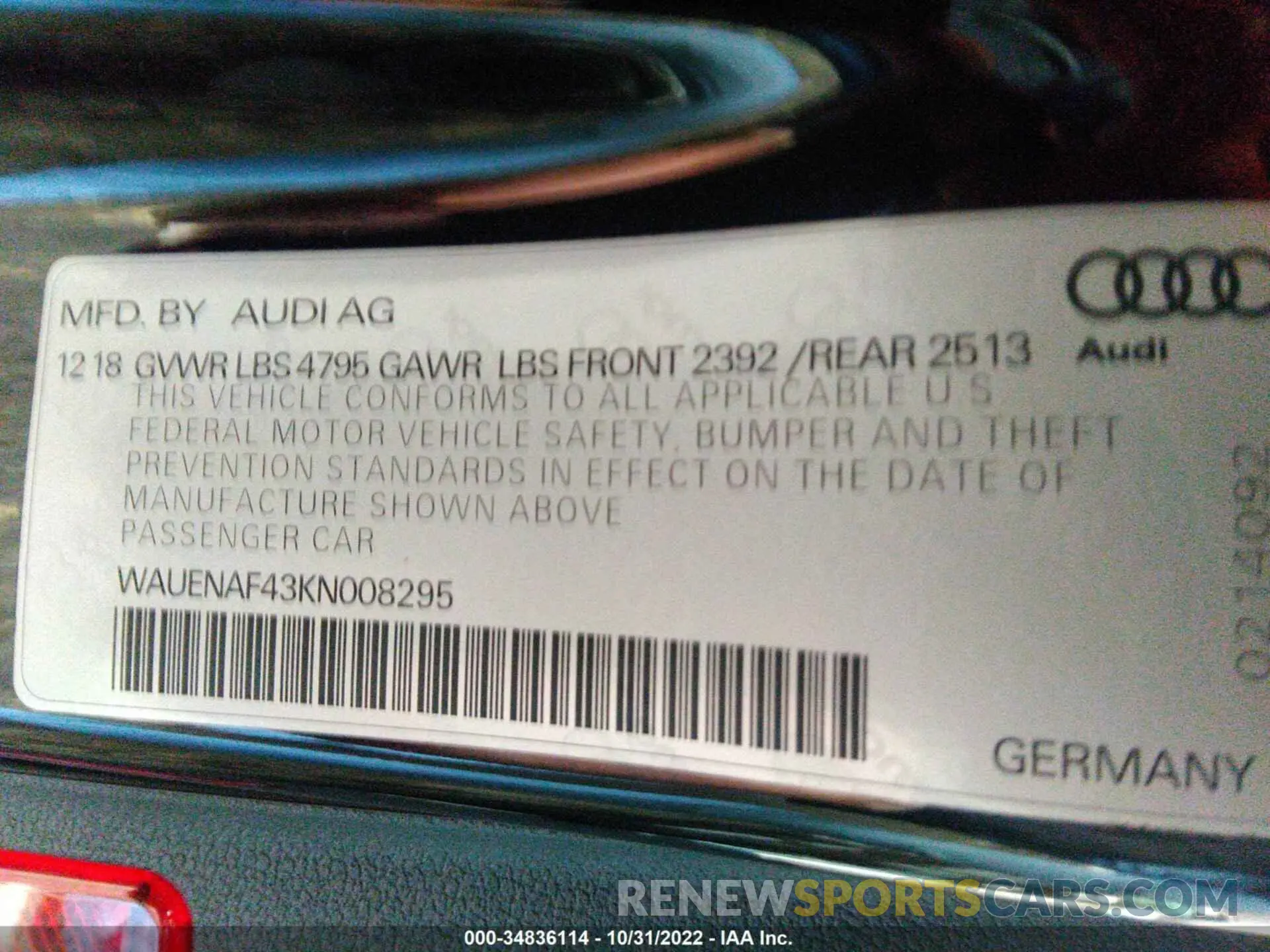 9 Photograph of a damaged car WAUENAF43KN008295 AUDI A4 2019