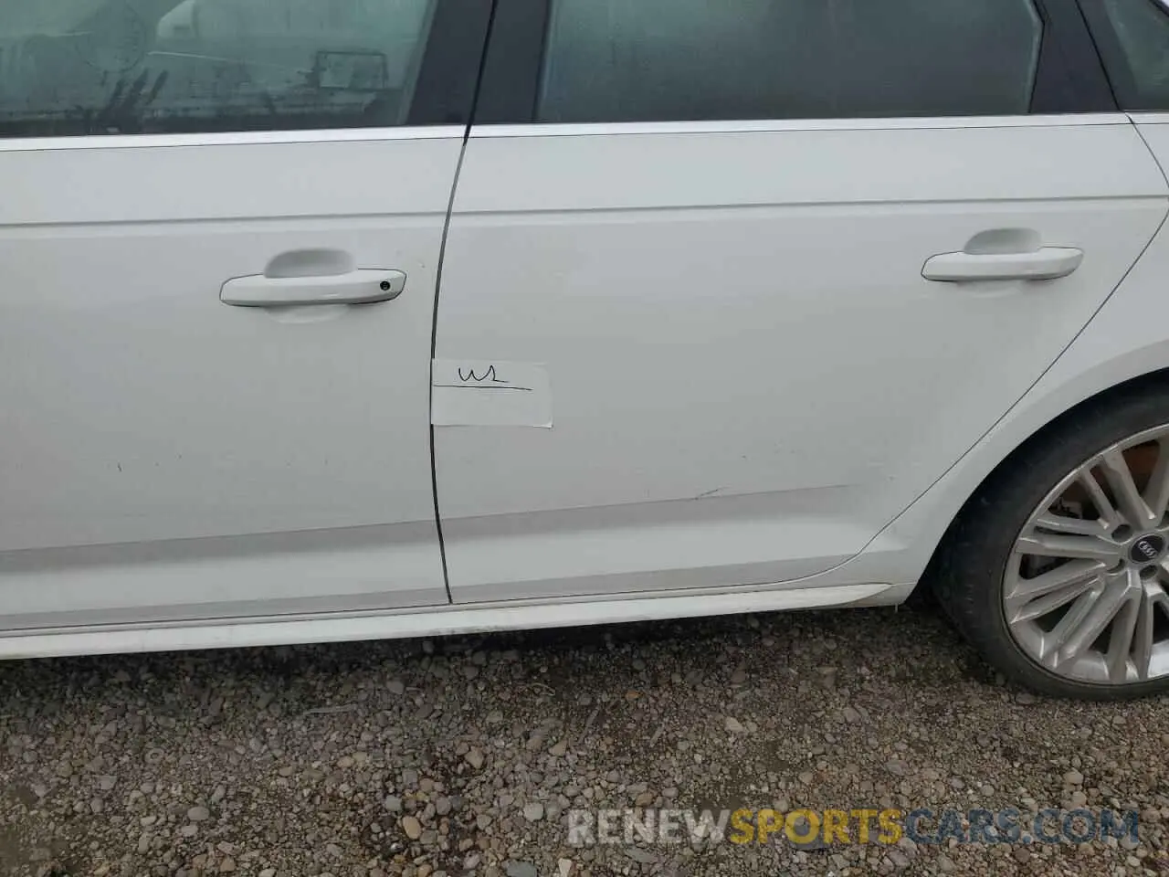 12 Фотография поврежденного автомобиля WAUENAF44KA065192 AUDI A4 2019