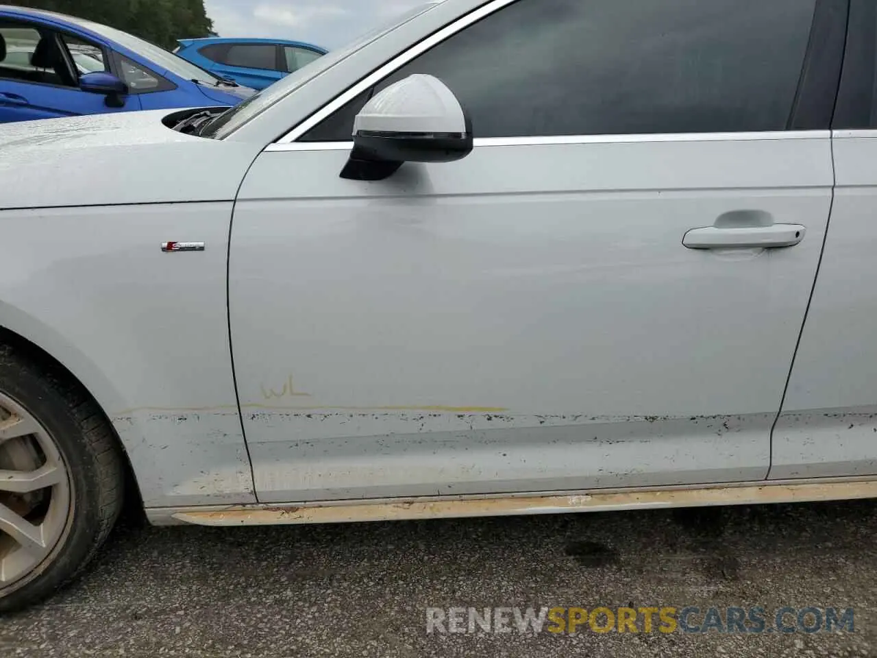 12 Photograph of a damaged car WAUENAF46KN020988 AUDI A4 2019