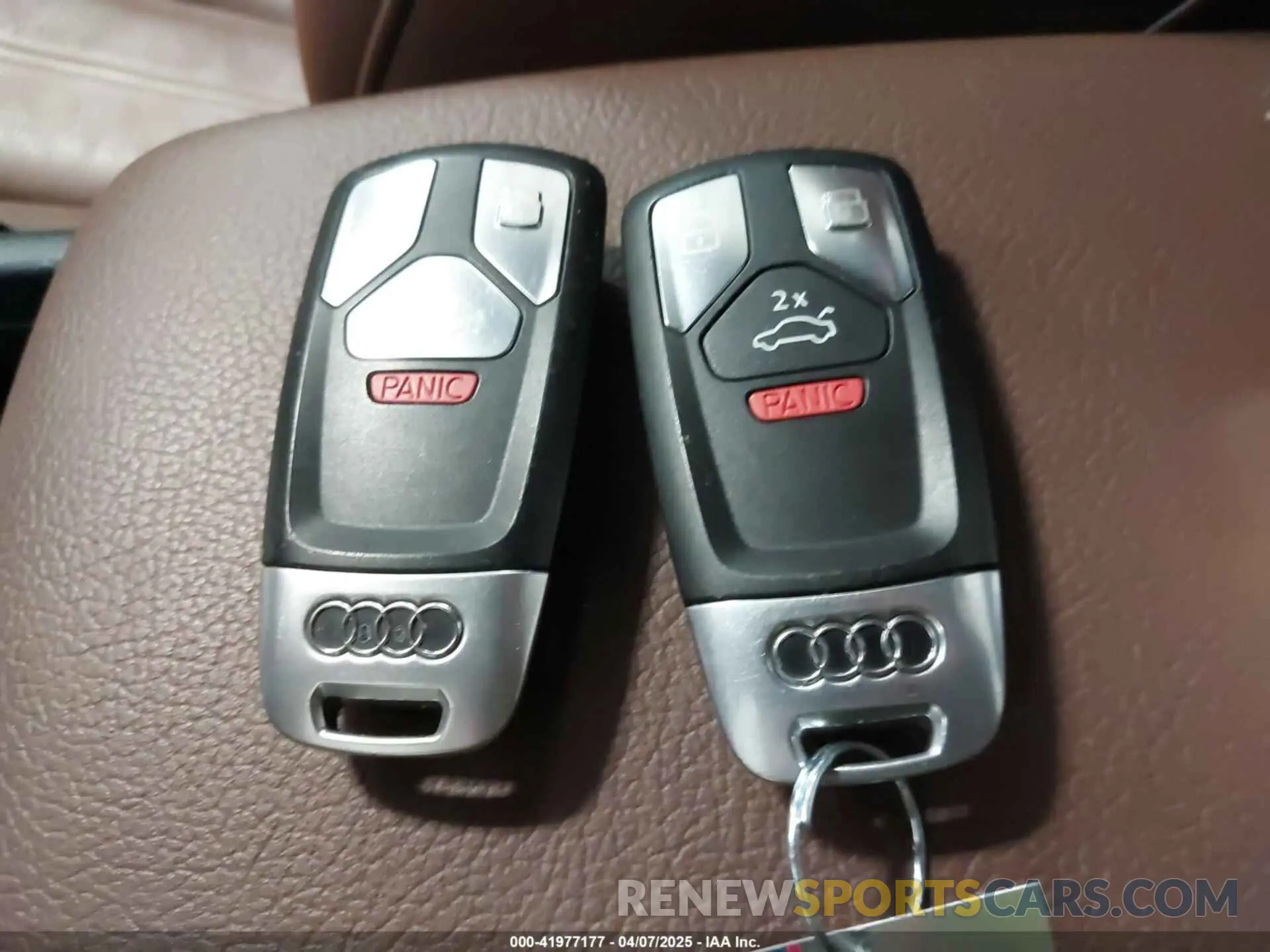 11 Photograph of a damaged car WAUENAF48KA041431 AUDI A4 2019