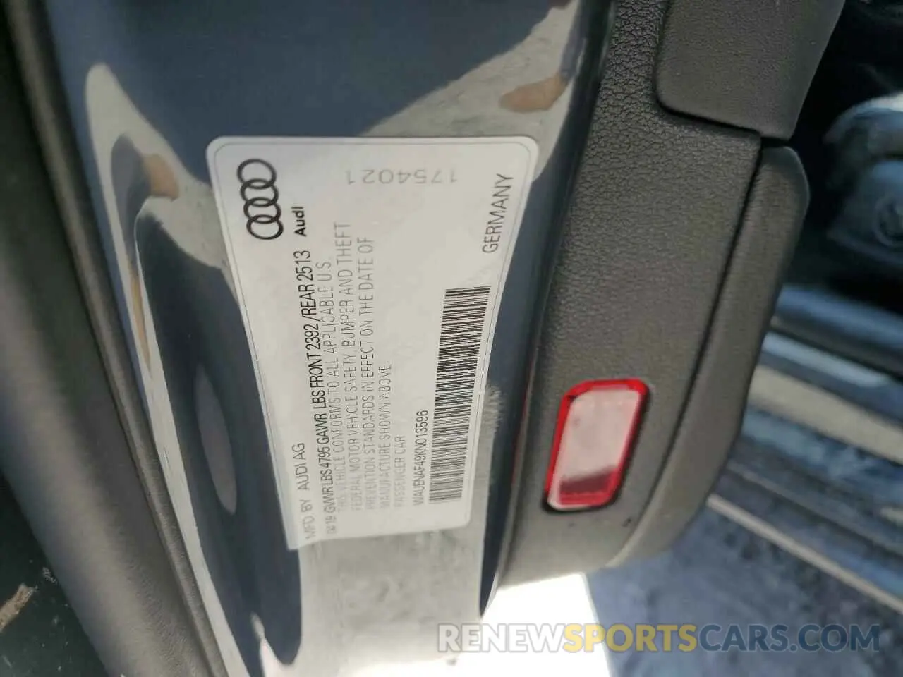 13 Photograph of a damaged car WAUENAF49KN013596 AUDI A4 2019
