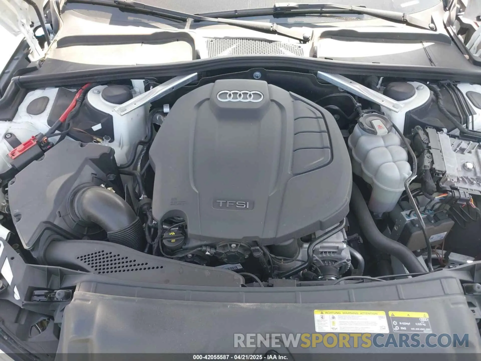 10 Фотография поврежденного автомобиля WAUENAF4XKN013929 AUDI A4 2019
