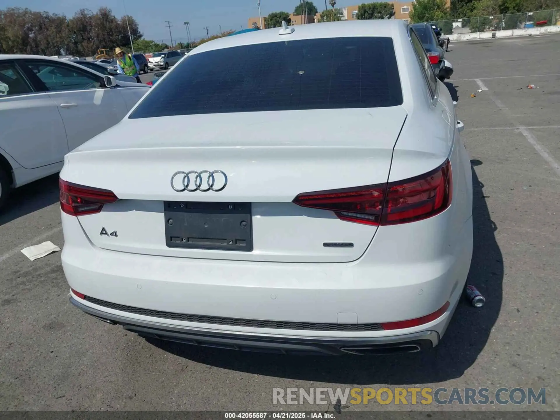 16 Фотография поврежденного автомобиля WAUENAF4XKN013929 AUDI A4 2019