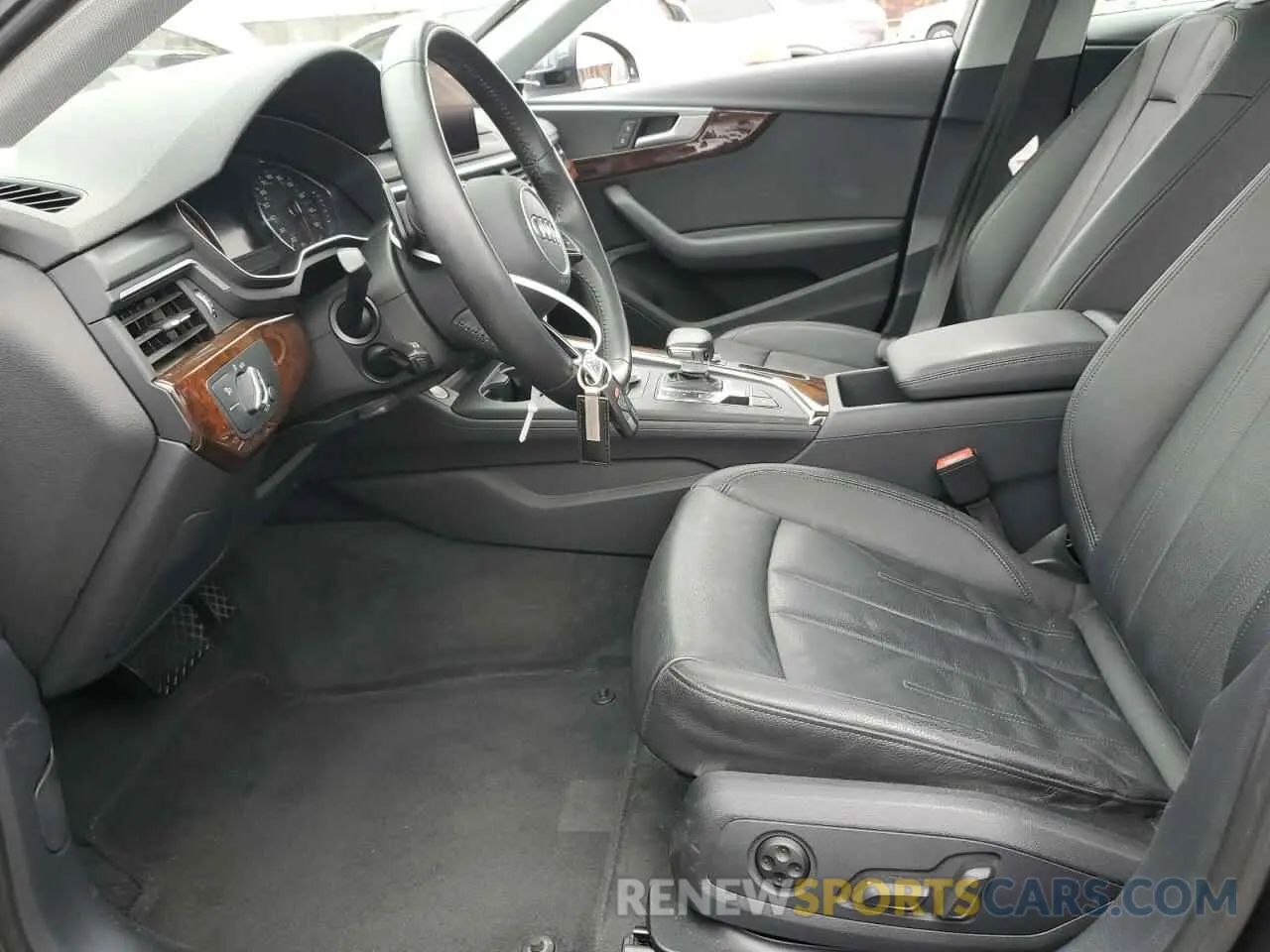 7 Photograph of a damaged car WAUGMAF40KN005026 AUDI A4 2019