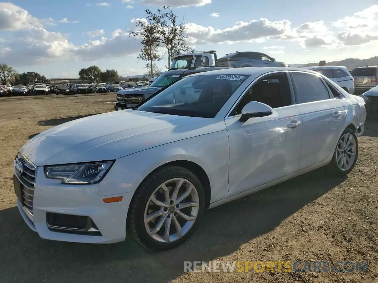 1 Фотография поврежденного автомобиля WAUGMAF41KA037328 AUDI A4 2019