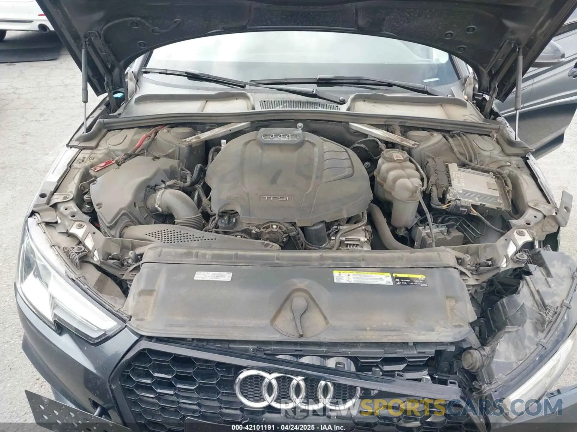 10 Photograph of a damaged car WAUGMAF41KN018299 AUDI A4 2019