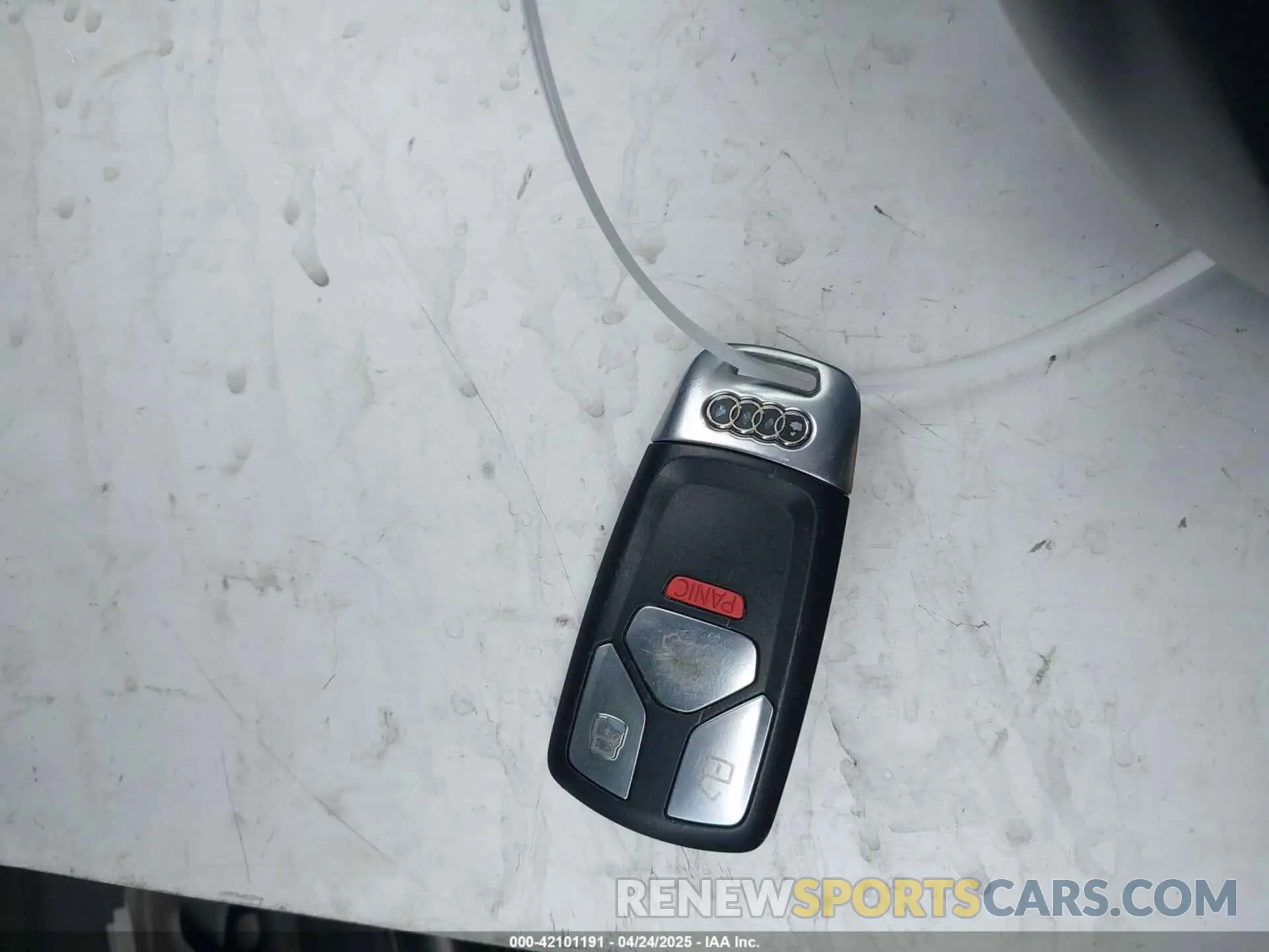 11 Photograph of a damaged car WAUGMAF41KN018299 AUDI A4 2019