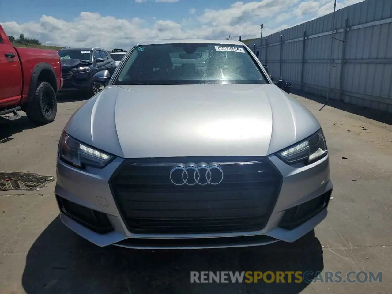 5 Фотография поврежденного автомобиля WAUGMAF42KN016268 AUDI A4 2019