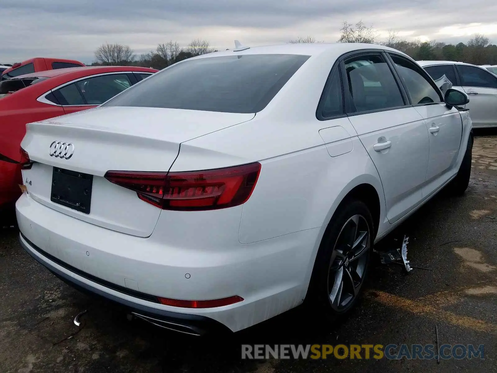 4 Photograph of a damaged car WAUGMAF42KN017520 AUDI A4 2019