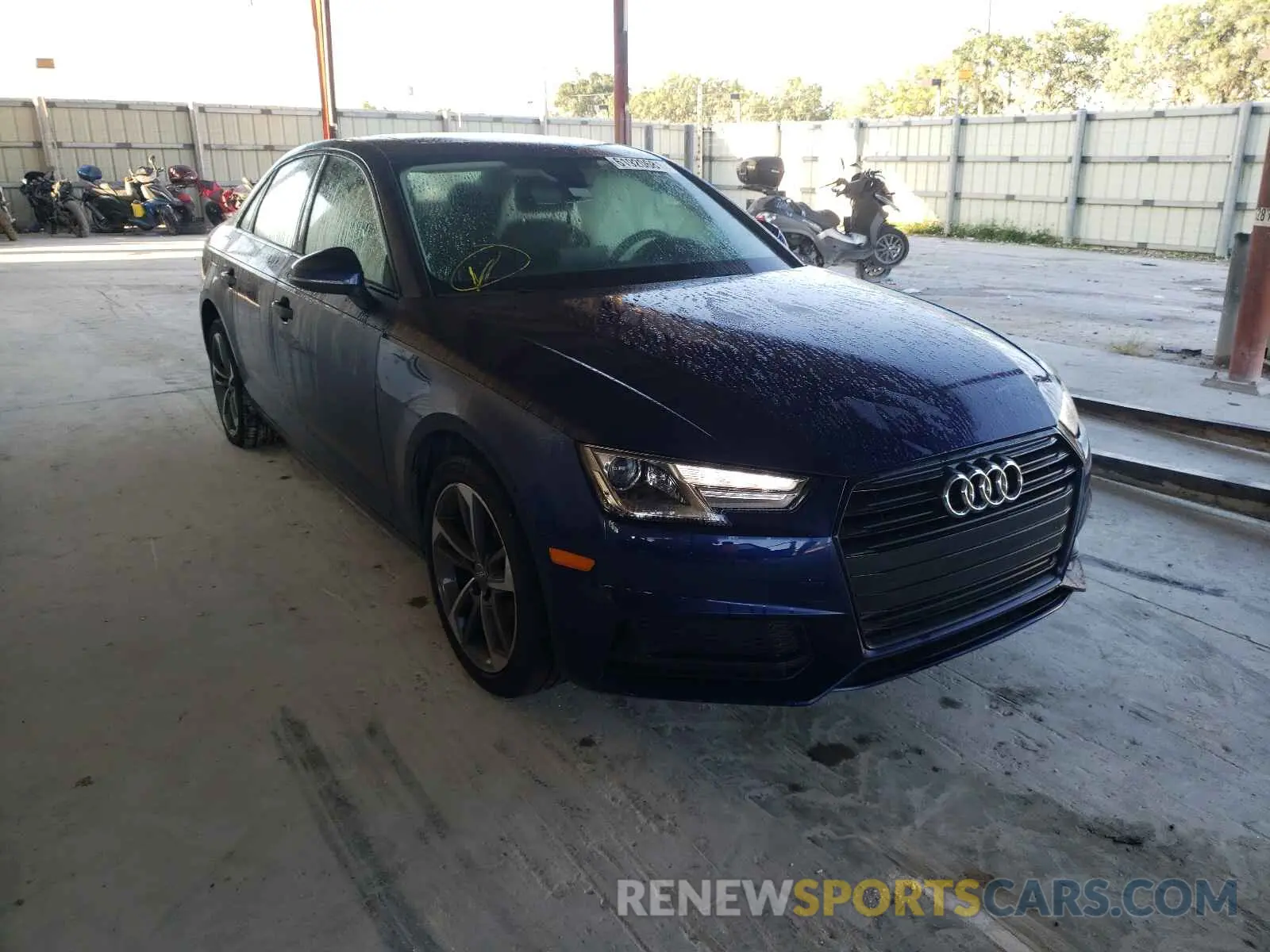 1 Фотография поврежденного автомобиля WAUGMAF43KA107802 AUDI A4 2019