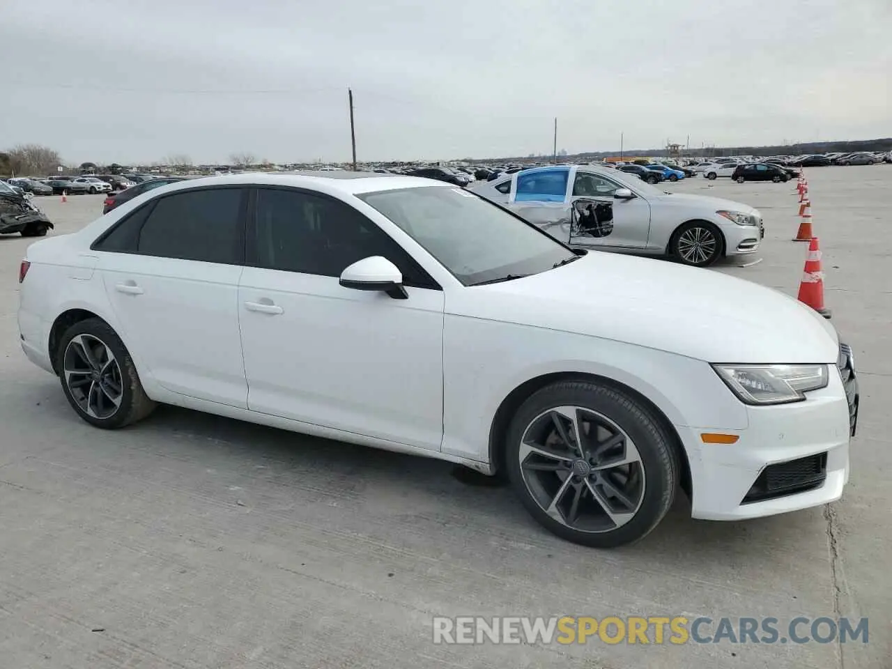 4 Photograph of a damaged car WAUGMAF44KN021634 AUDI A4 2019