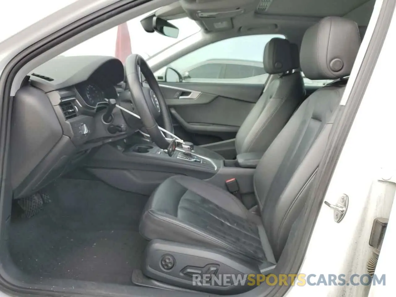 7 Photograph of a damaged car WAUGMAF44KN021634 AUDI A4 2019