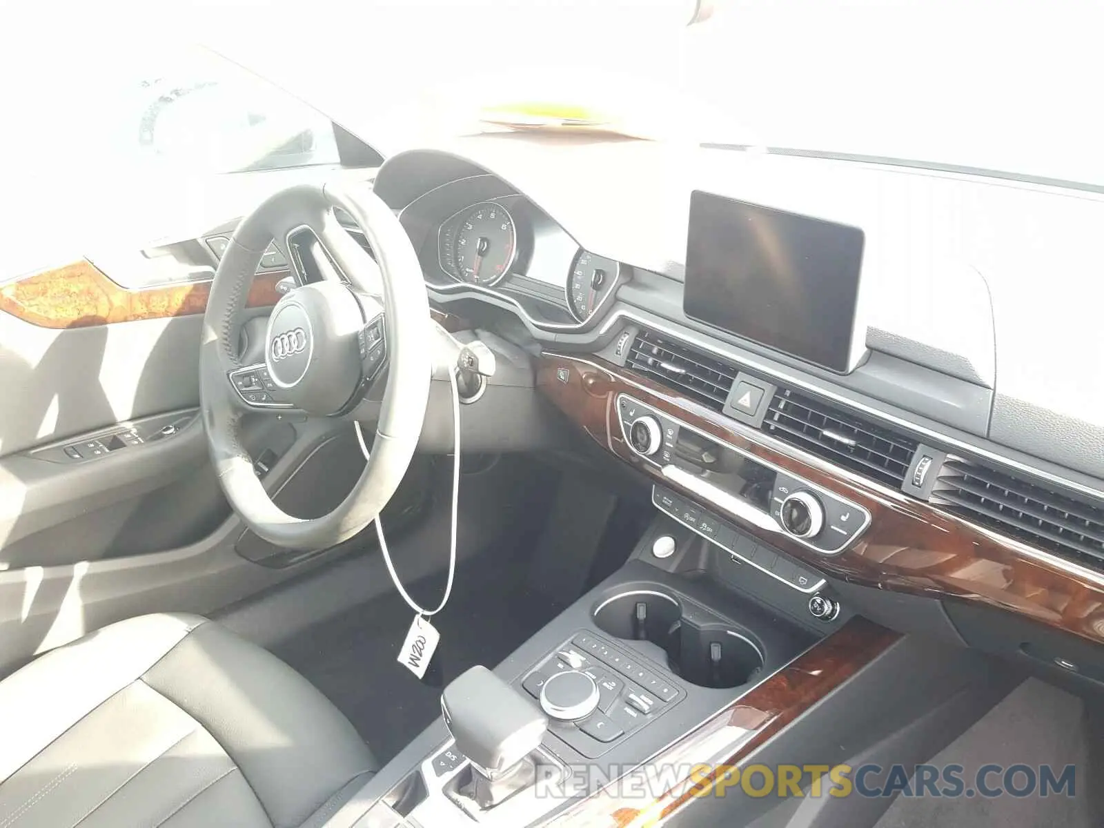 9 Photograph of a damaged car WAUGMAF45KN013025 AUDI A4 2019
