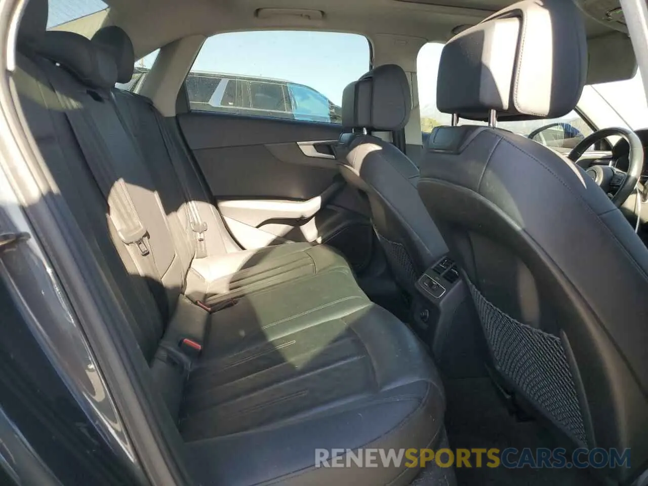 10 Photograph of a damaged car WAUGMAF45KN013400 AUDI A4 2019