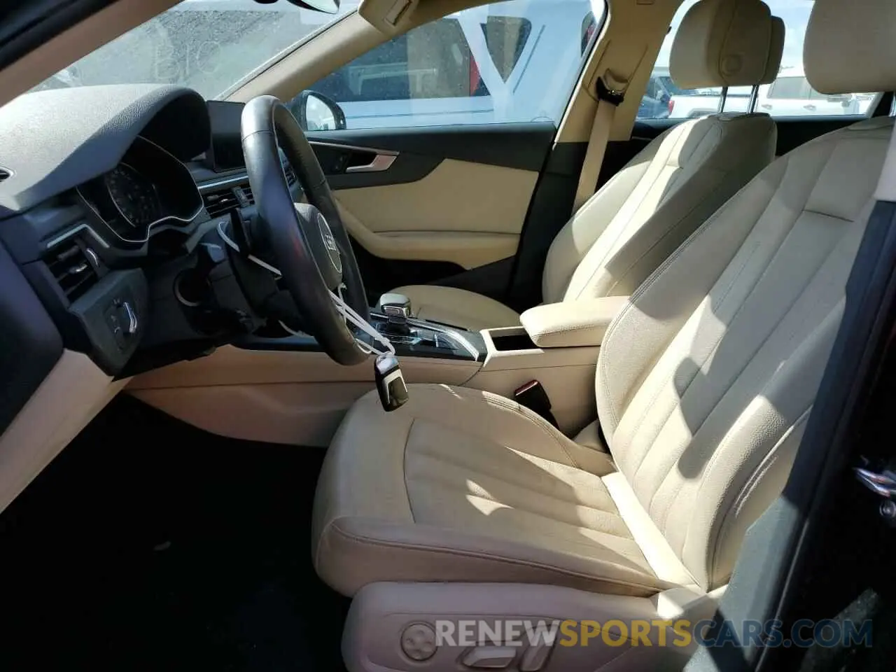 7 Фотография поврежденного автомобиля WAUGMAF45KN019018 AUDI A4 2019