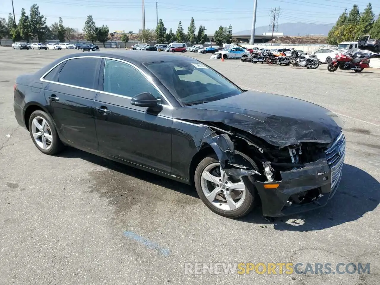 4 Фотография поврежденного автомобиля WAUGMAF47KN007355 AUDI A4 2019