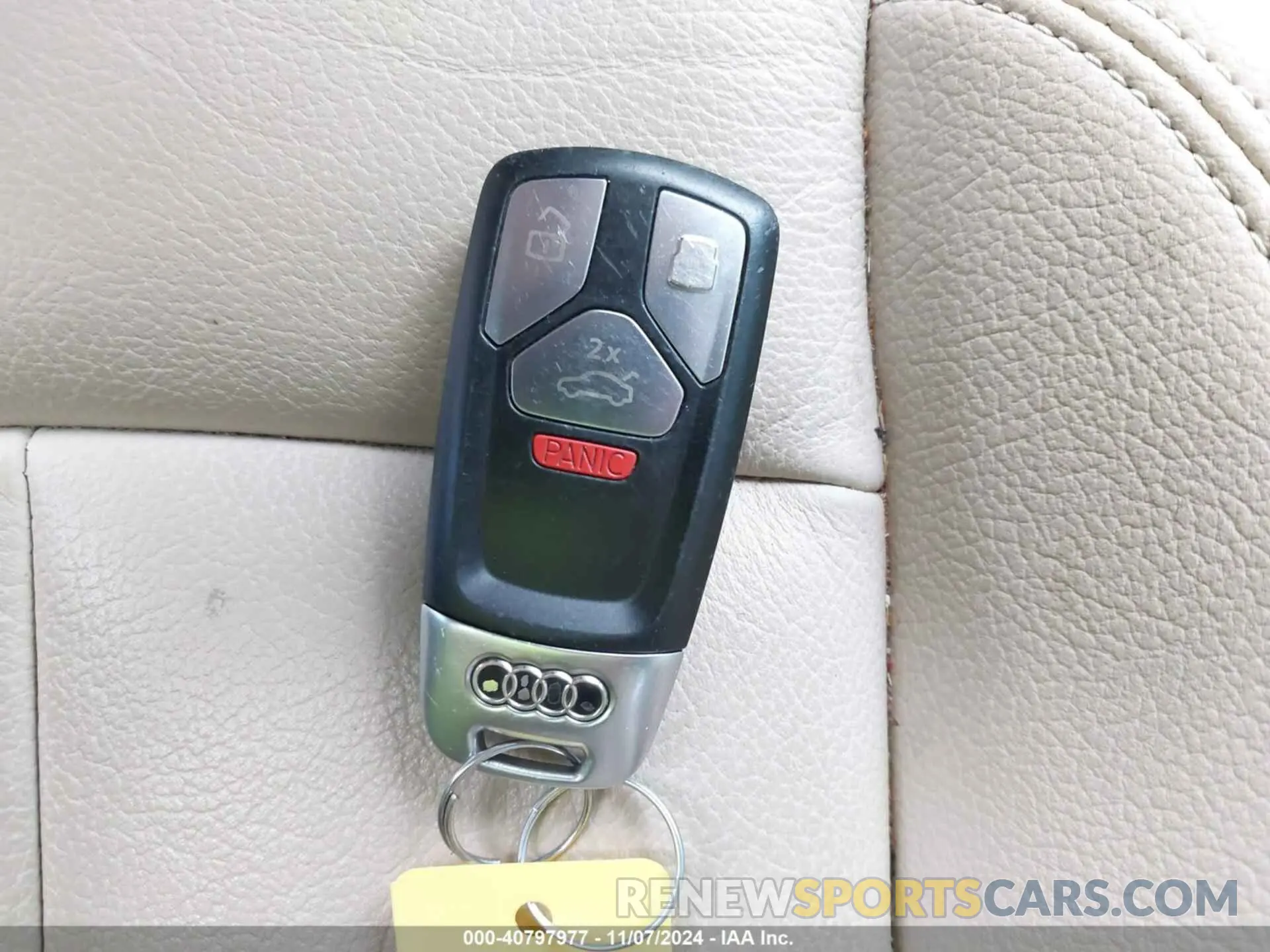 11 Photograph of a damaged car WAUGMAF47KN013642 AUDI A4 2019