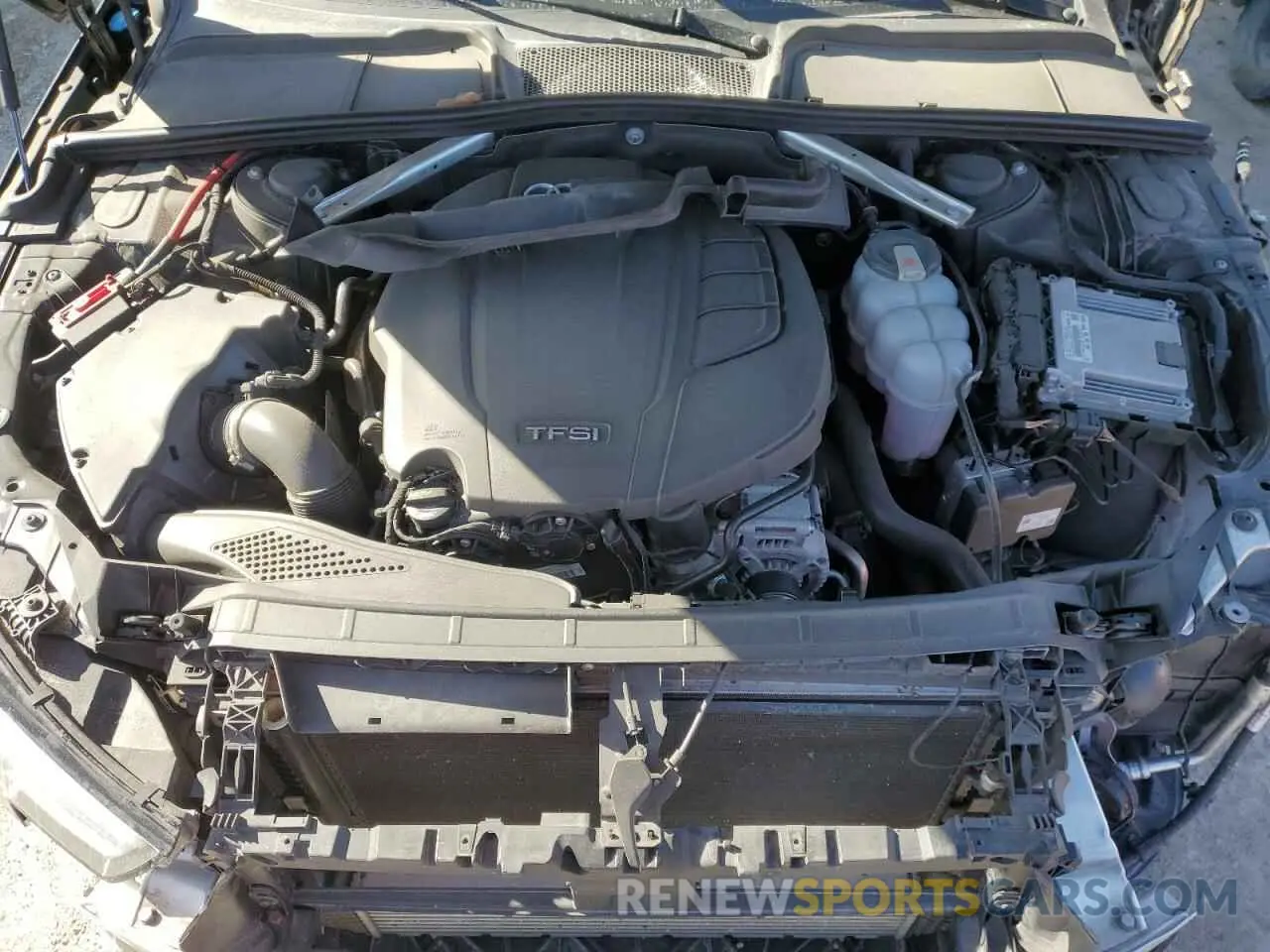 11 Фотография поврежденного автомобиля WAUGMAF47KN016668 AUDI A4 2019