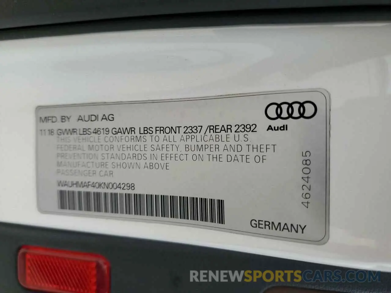 12 Photograph of a damaged car WAUHMAF40KN004298 AUDI A4 2019