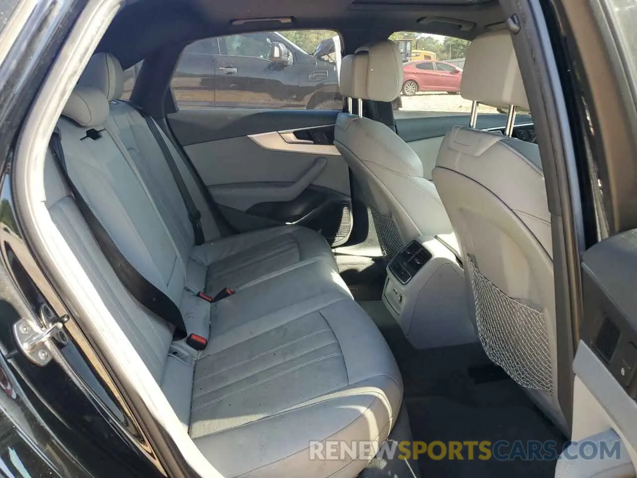 10 Photograph of a damaged car WAUHMAF41KN011471 AUDI A4 2019