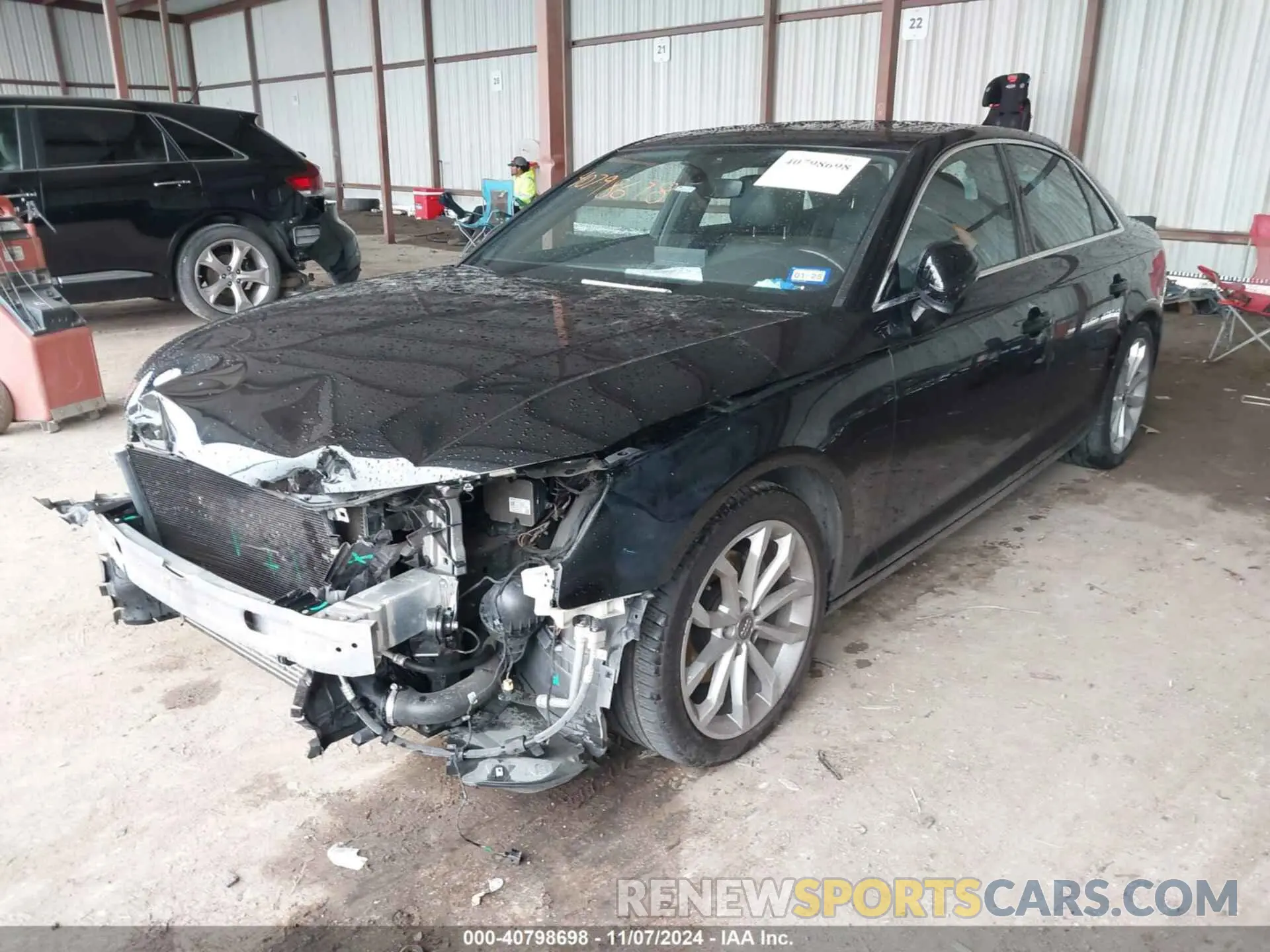 2 Фотография поврежденного автомобиля WAUHMAF46KN016035 AUDI A4 2019
