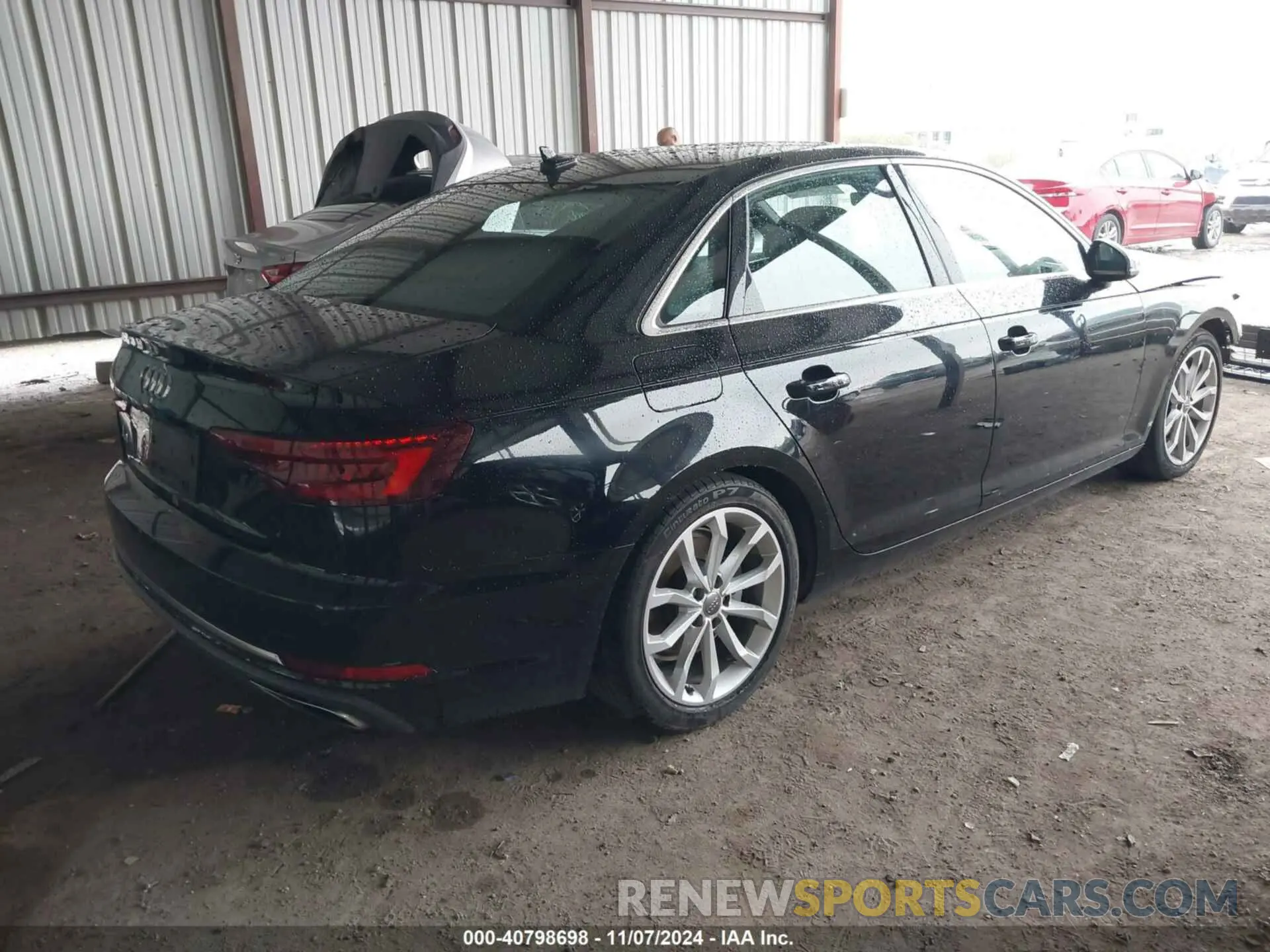 4 Фотография поврежденного автомобиля WAUHMAF46KN016035 AUDI A4 2019